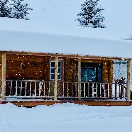 Meandering Moose Lodging تالكيتنا المظهر الخارجي الصورة